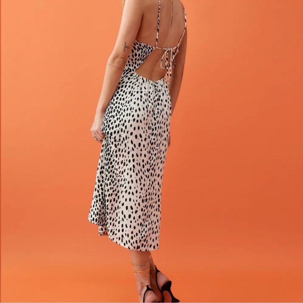 Reformation Elegant Black and White Spotted Dress with low back - Picture 2 of 8